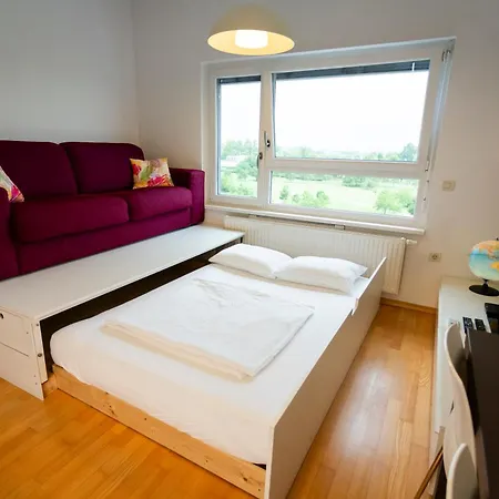 Cute Tiny Flat 아파트